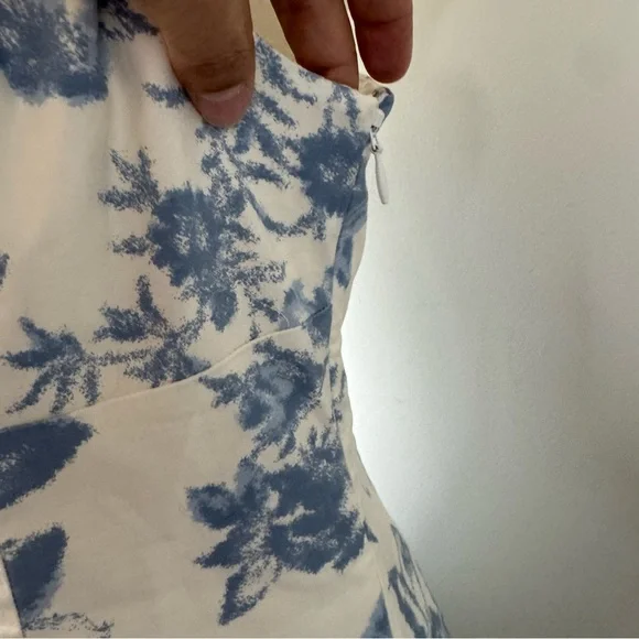 Reformation Analise White and Blue Floral Mini Dress - Picture 6 of 12